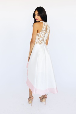 Style D16536 White Size 2 Cocktail Dress on Queenly
