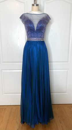 Tony Bowls Royal Blue Size 2 Straight Dress on Queenly