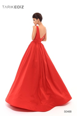 Style 50468 Tarik Ediz Red Size 4 Pageant Prom Mermaid Dress on Queenly