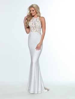 Style 31320 Zoey Grey White Size 4 Lace Backless Tall Height Mermaid Dress on Queenly