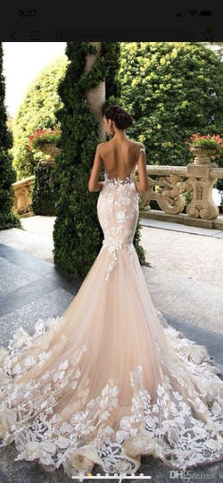 Nude Size 14 Mermaid Dress on Queenly