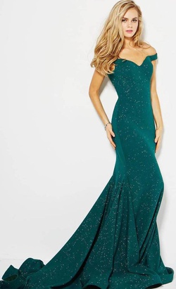 Jovani Green Size 6 Mermaid Dress on Queenly