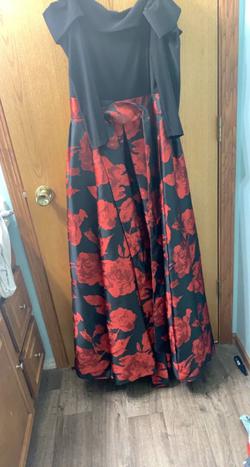 Jessica Howard Multicolor Size 18 Prom Ball gown on Queenly
