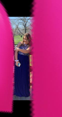 B. Darlin Purple Size 4 Prom Straight Dress on Queenly