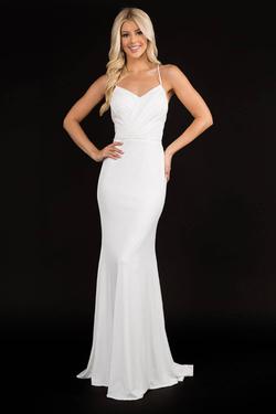Style 2285 Nina Canacci White Size 6 Tall Height Prom Straight Dress on Queenly