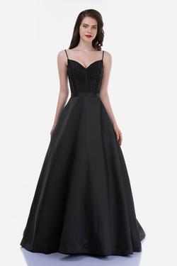 Style 2250 Nina Canacci Black Size 6 Tall Height Prom Ball gown on Queenly