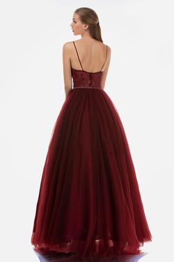 Style 2260 Nina Canacci Red Size 14 Plus Size Prom Burgundy Ball gown on Queenly