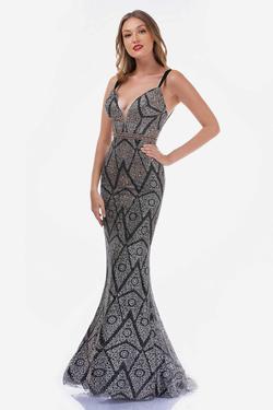 Style 8181 Nina Canacci Black Size 4 Tall Height Prom Mermaid Dress on Queenly