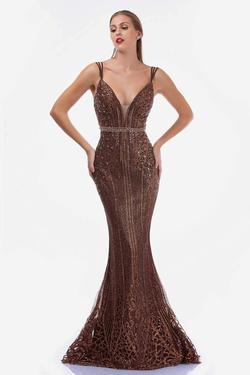 Style 8190 Nina Canacci Gold Size 12 Prom Plus Size Plunge Mermaid Dress on Queenly