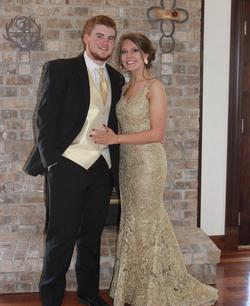 Sherri Hill Gold Size 2 Prom Straight Dress on Queenly