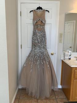 Glamor Nude Size 2 Prom Straight Dress on Queenly