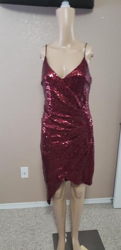B. Smart Red Size 4 Shiny Homecoming Cocktail Dress on Queenly