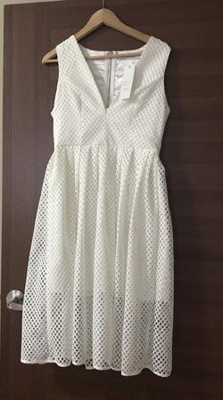 White Closet White Size 10 Graduation A-line Dress on Queenly