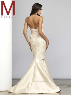 Style 7501 Mac Duggal White Size 6 Strapless Prom Mermaid Dress on Queenly