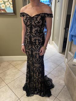 Jovani Black Size 4 Prom Straight Dress on Queenly