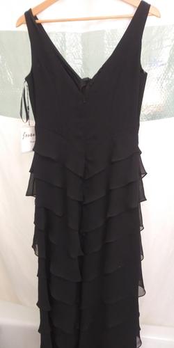 Jovani Black Tie Size 10 Floor Length Straight Dress on Queenly