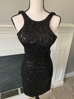 Firt by Maggie Sottero Black Size 2 Party Midi Homecoming $300 Cocktail Dress on Queenly