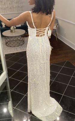 Ashley Lauren White Size 0 Pageant Side slit Dress on Queenly