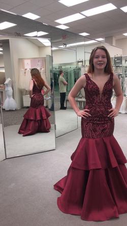 Night Studio Red Size 4 Prom Mermaid Dress on Queenly