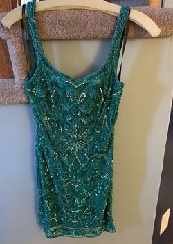 Sherri Hill Green Size 2 Mini Nightclub Cocktail Dress on Queenly