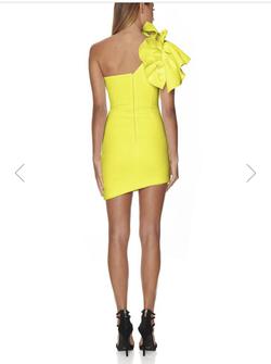 Yellow Size 0 Cocktail Dress on Queenly