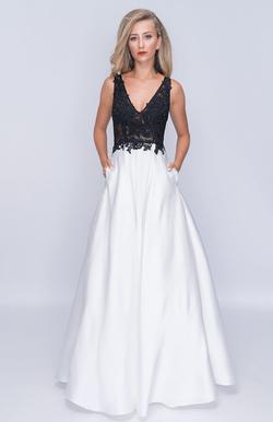 Style 3145 Nina Canacci White Size 2 Tall Height Pockets Prom A-line Dress on Queenly