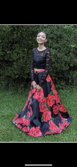 Sherri Hill Multicolor Size 2 Prom Ball gown on Queenly