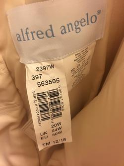 Alfred angelo Nude Size 20 Sweetheart Alferd Angelo Wedding Floor Length Mermaid Dress on Queenly