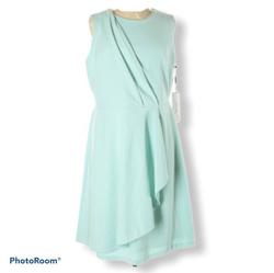 Calvin Klein Green Size 4 Wedding Guest Holiday Cocktail Dress on Queenly