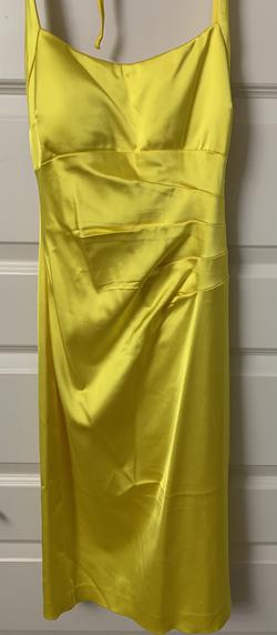 Cache Yellow Size 8 Euphoria Midi Homecoming Cocktail Dress on Queenly