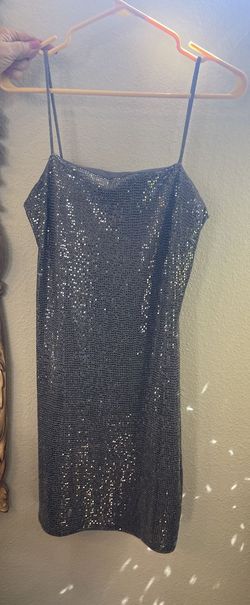 Silver Size 6 Cocktail Dress on Queenly