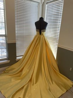 Mac Duggal Yellow Size 4 Strapless Prom Ball gown on Queenly