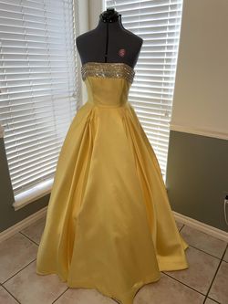 Mac Duggal Yellow Size 4 Pageant 50 Off Ball gown on Queenly