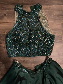 Sherri Hill Green Size 4 Beaded Top Cocktail Dress on Queenly