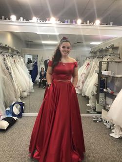 Red Size 10 Ball gown on Queenly