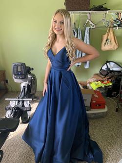 Sherri Hill Blue Size 0 Tall Height Train Dress on Queenly