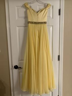 Sherri Hill Yellow Size 0 Straight Dress on Queenly