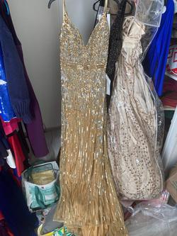Mac Duggal Gold Size 12 Plus Size Straight Dress on Queenly
