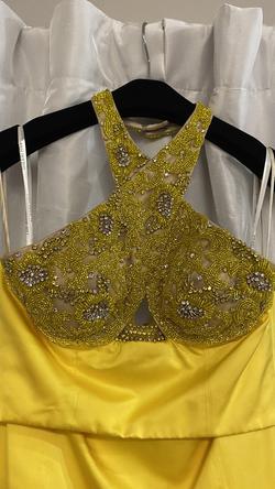 Sherri Hill Yellow Size 4 Mermaid Dress on Queenly
