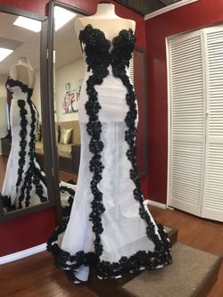 Larissa Couture LV White Size 4 Bridgerton Floor Length A-line Dress on Queenly
