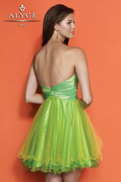 Style 4316 Alyce Paris Green Size 2 $300 Euphoria Strapless Cocktail Dress on Queenly