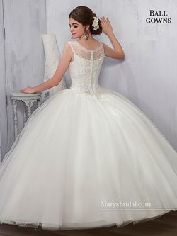 Style 2B844 Mary's White Size 26 Ivory Ball gown on Queenly