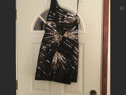 Tony Bowls Black Size 12 One Shoulder Cocktail Dress on Queenly