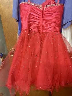 MoriLee Red Size 6 Mori Lee Holiday Cocktail Dress on Queenly