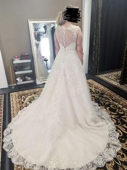 Maggie Sottero White Size 12 Plus Size Train Dress on Queenly