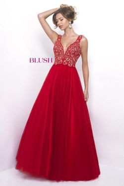 Style 5603 Blush Prom Red Size 14 Halter Plunge Ball gown on Queenly