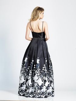 Style A6738 Dave and Johnny Black Size 8 Floral Floor Length $300 Ball gown on Queenly