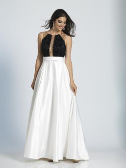 Style 2884 Dave and Johnny White Size 8 Floor Length A-line Dress on Queenly