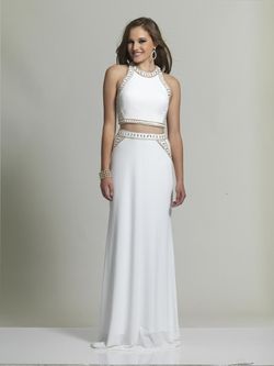 Style 2453 Dave and Johnny White Size 4 Halter Dave & Johnny Straight Dress on Queenly