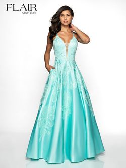Style 19061 Flair Prom Light Blue Size 6 Pageant Floor Length Prom A-line Dress on Queenly